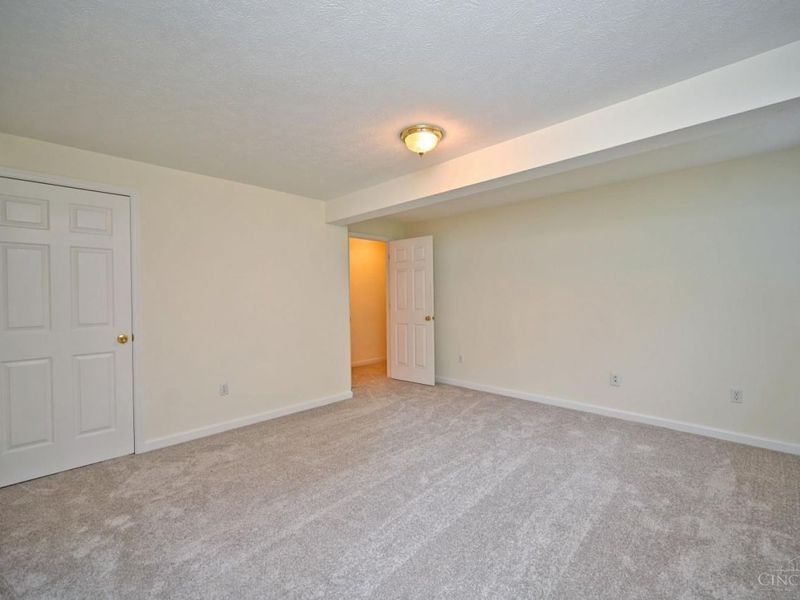 5474 Chancellor Lane, Hamilton Township, OH 45152 Photo 39