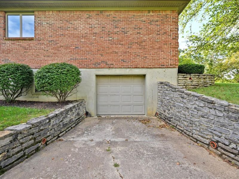 5474 Chancellor Lane, Hamilton Township, OH 45152 Photo 48