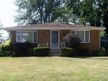 220 Maynard Drive, Buffalo, NY 14226