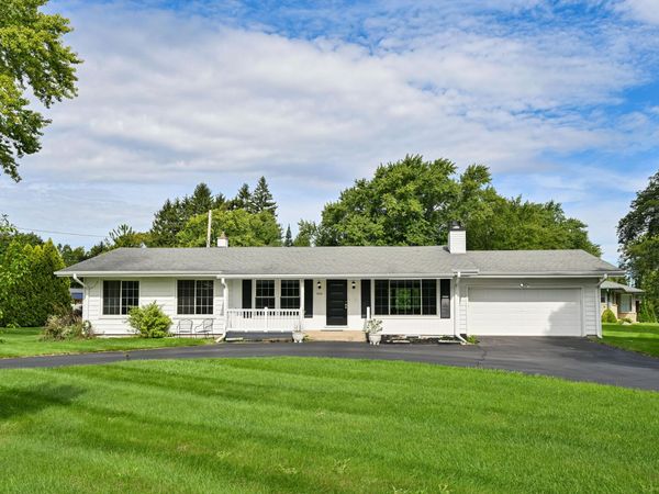 6226 W Ester Pl, Brown Deer, WI 53223