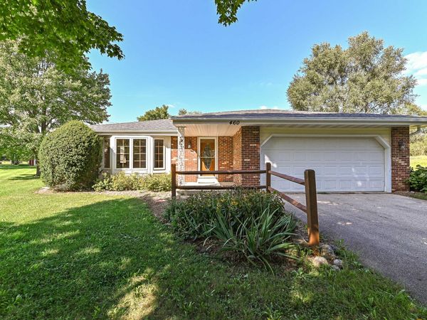 460 N Sherman St, Eagle, WI 53119