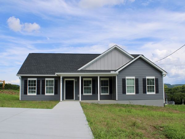 145 Alice Preston Loop , Gordonsville, TN 38563