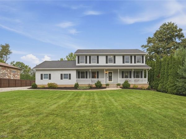 6295 Plum Street NE, Louisville, OH 44641