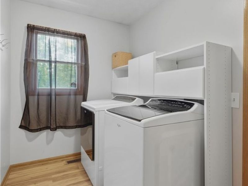 6295 Plum Street NE, Louisville, OH 44641 Photo 11