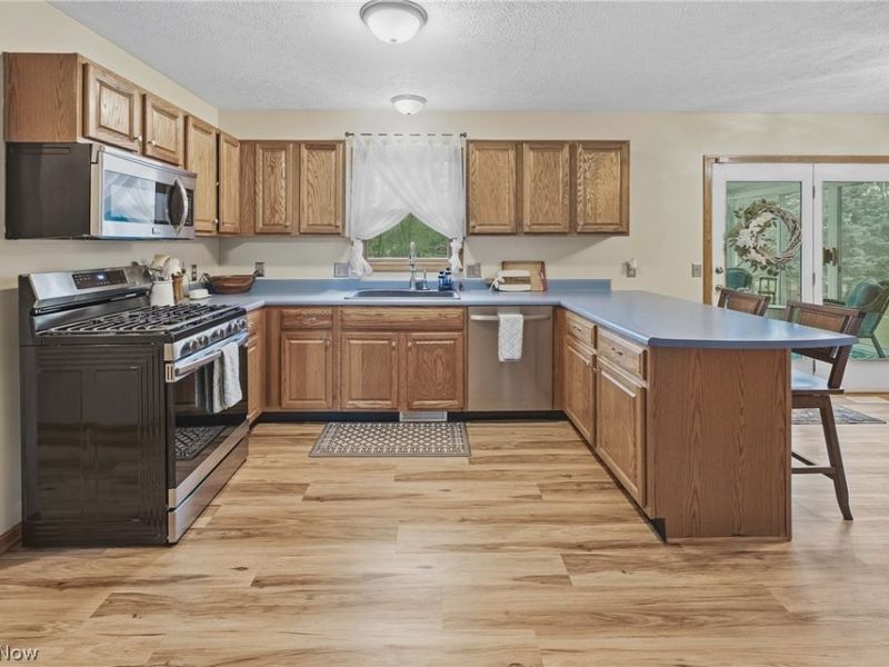 6295 Plum Street NE, Louisville, OH 44641 Photo 14