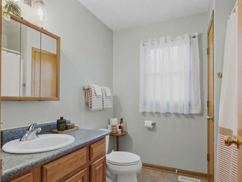 6295 Plum Street NE, Louisville, OH 44641 Photo 24