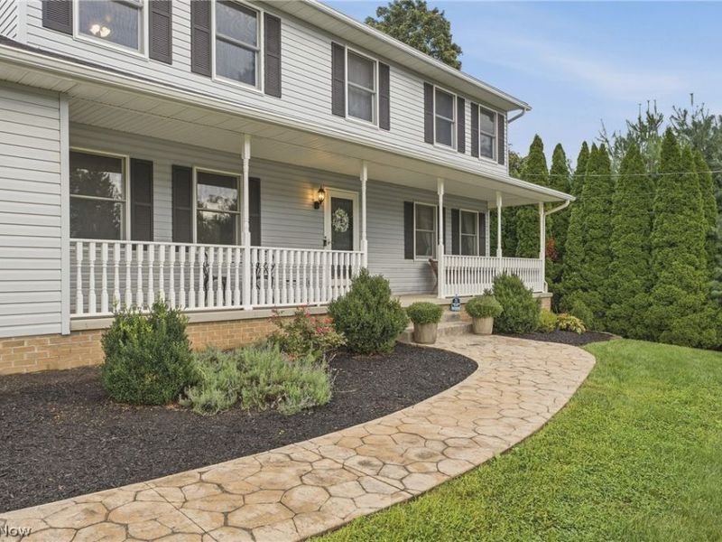 6295 Plum Street NE, Louisville, OH 44641 Photo 3
