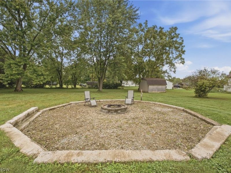 6295 Plum Street NE, Louisville, OH 44641 Photo 47