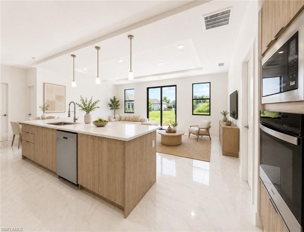 117 NW 13th St, Cape Coral, FL 33993 Photo