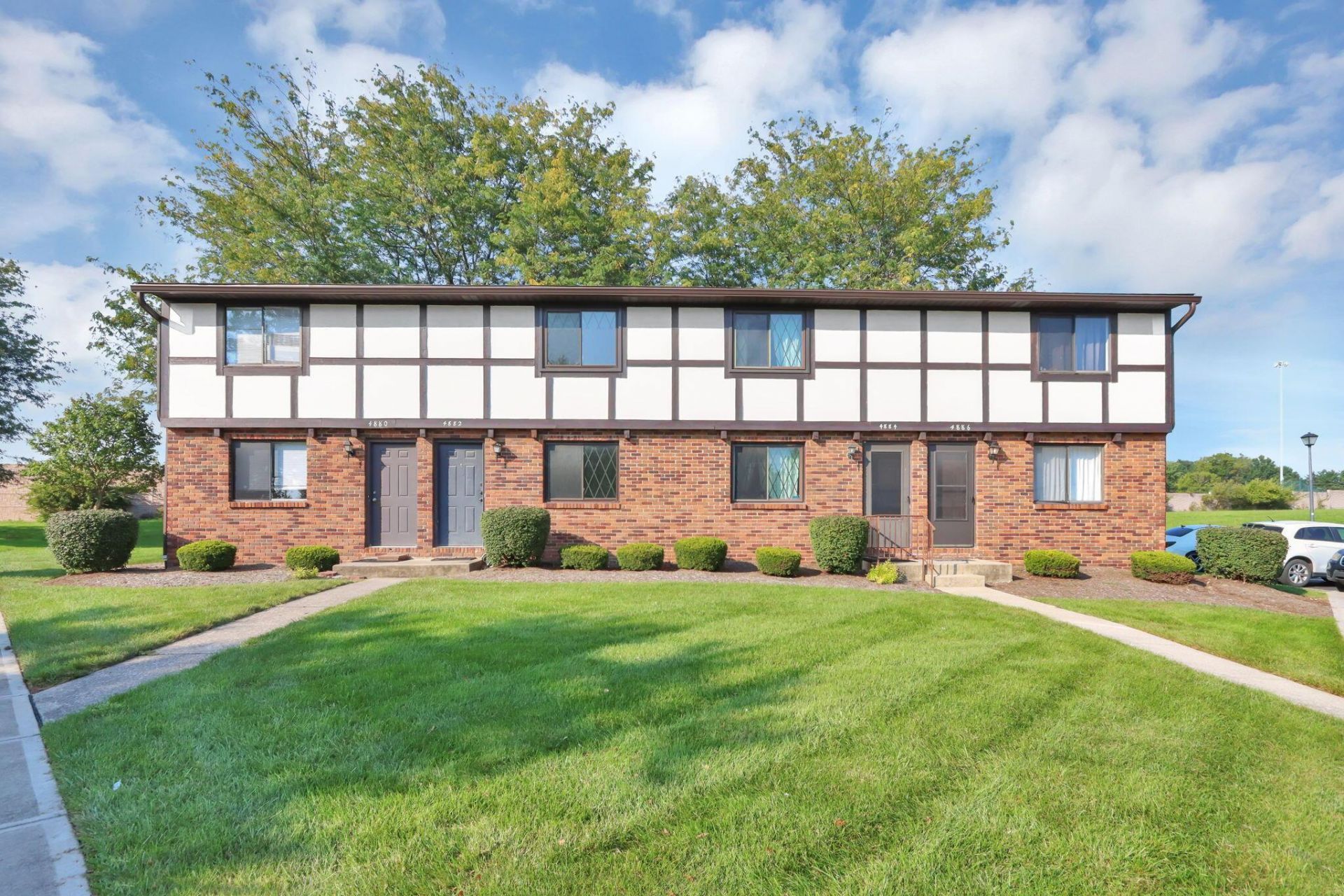 4880 Berryhill Court, Columbus, OH 43230 Main Photo