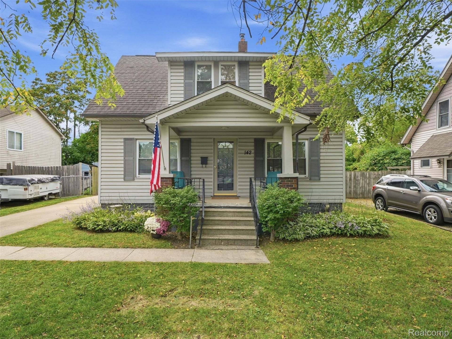 142 S Tilden Avenue, Waterford Township, Mi 48328 Main Photo