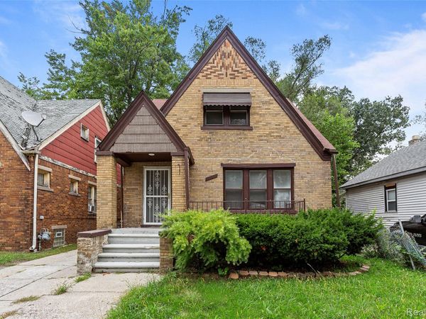 15766 Cruse Street E, Detroit, Mi 48227