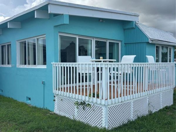 900 Morris Avenue, Unit 900, Key Largo, FL 33037