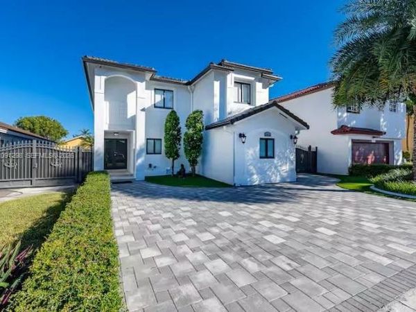 14813 SW 139th St , Miami, FL 33196