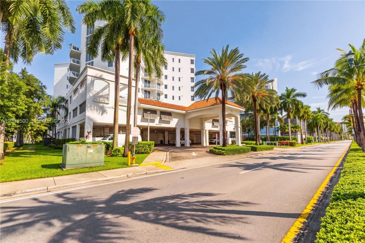 3000 NE 188th St , Unit 402, Aventura, FL 33180 Photo