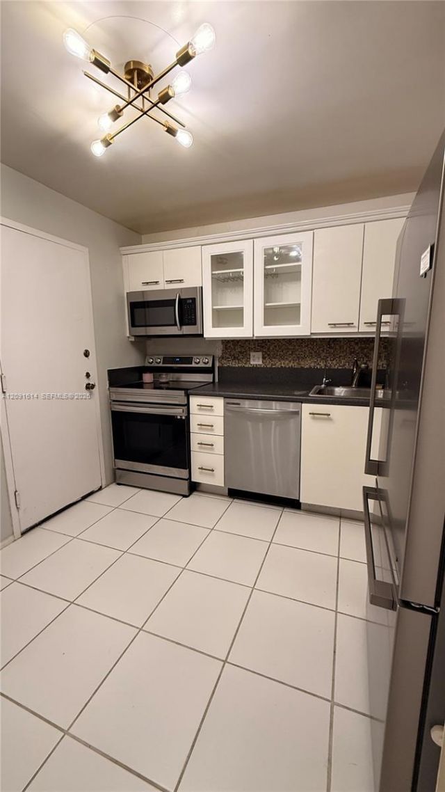 3720 Inverrary Dr , Unit 1W, Lauderhill, FL 33319 Photo