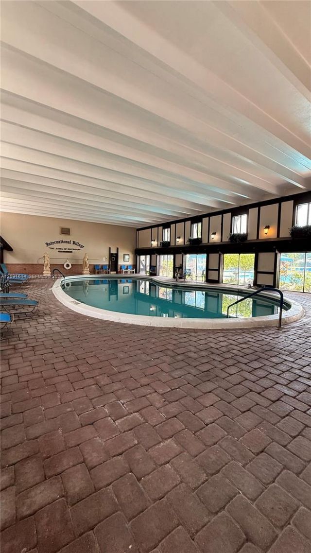 3720 Inverrary Dr , Unit 1W, Lauderhill, FL 33319 Photo