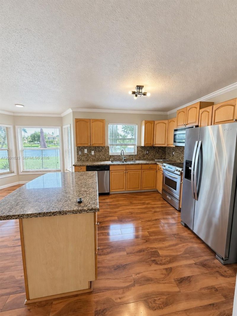 18204 SW 20th St , Miramar, FL 33029 Photo