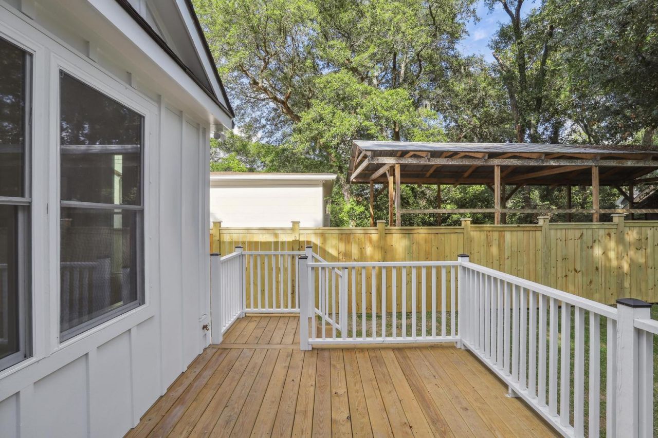 2127 Medway Road Photo 35