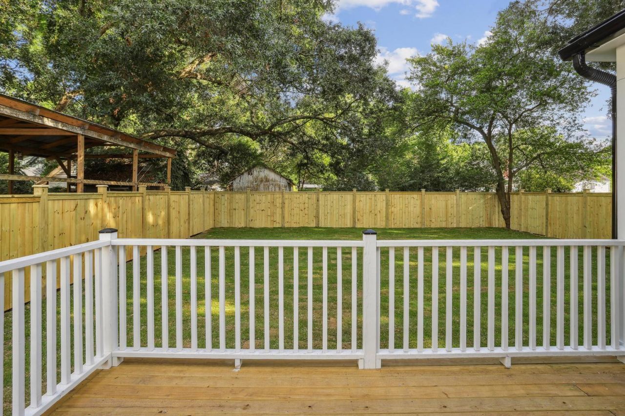 2127 Medway Road Photo 36