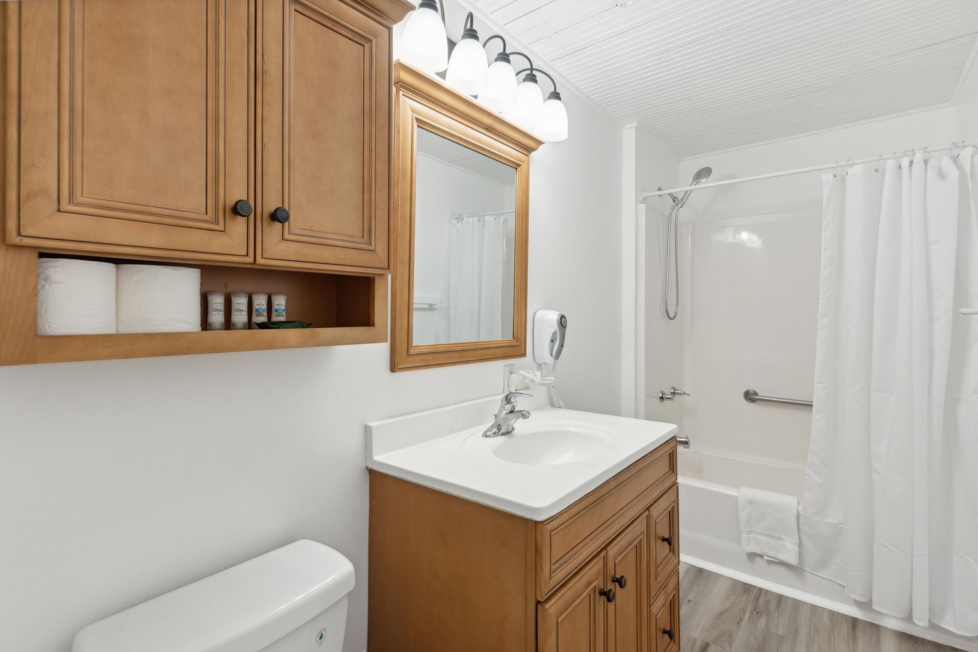 518 W Ashley Avenue Photo 29