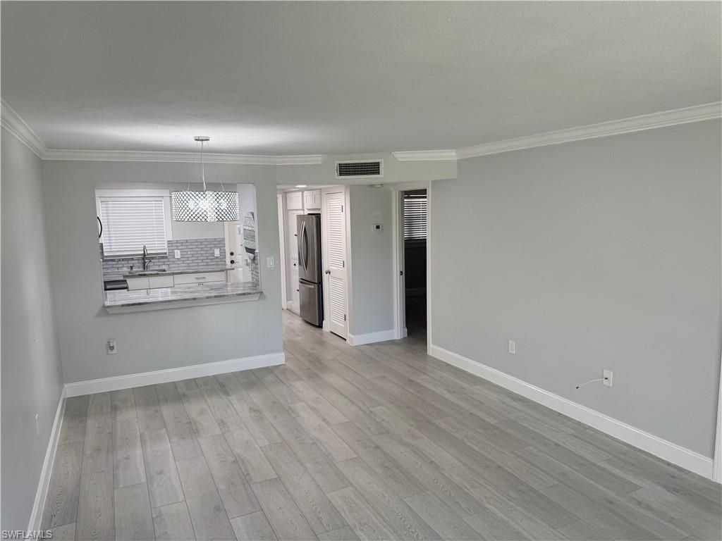 400 Forest Lakes Blvd, Unit 209, Naples, FL 34105 Photo