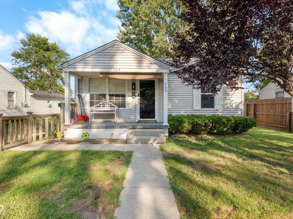 709 S Vine Street , Seymour, IN 47274