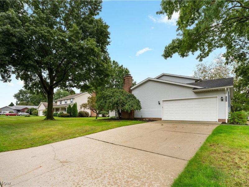 6650 Blendon Avenue NW, Canton, OH 44718 Photo 2