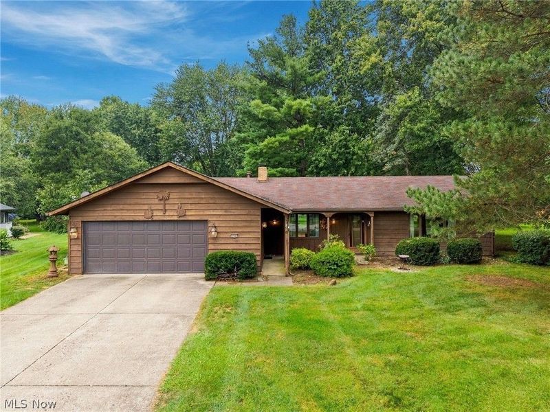4936 Gate Moss Oval, North Ridgeville, OH 44039 Photo 2