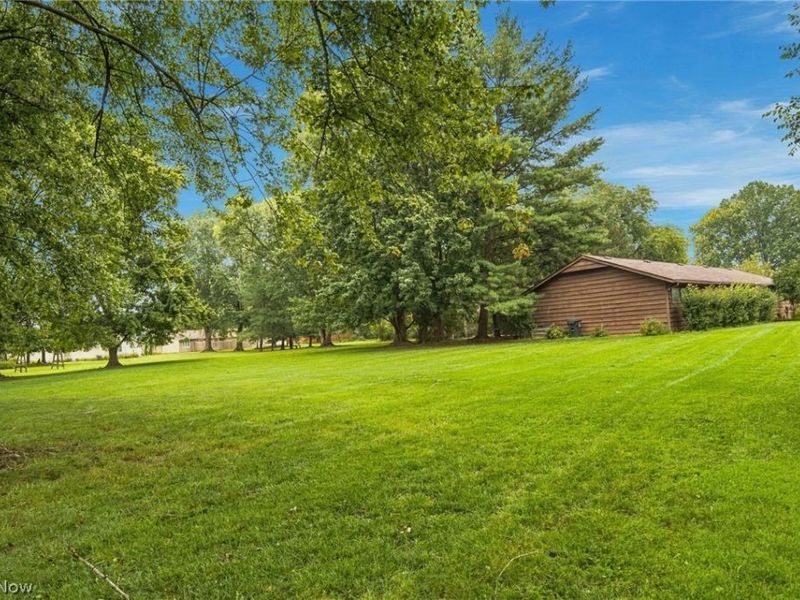 4936 Gate Moss Oval, North Ridgeville, OH 44039 Photo 5
