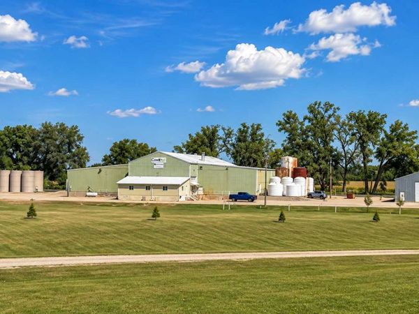 149 Railroad Avenue , Wyndmere, ND 58081