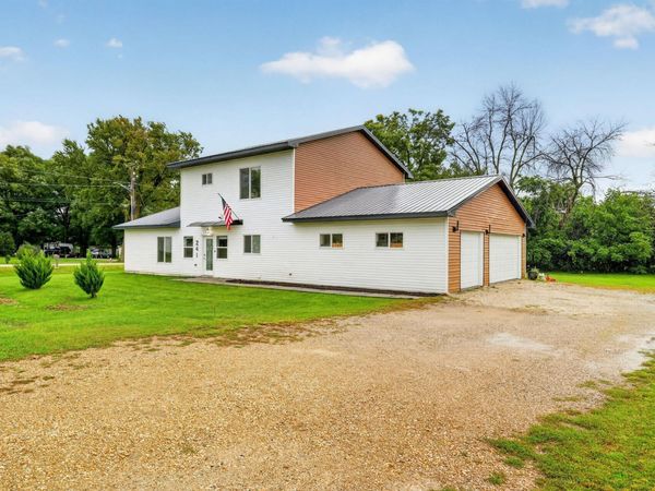 241 Pleasant Street, Dexter, MN 55926