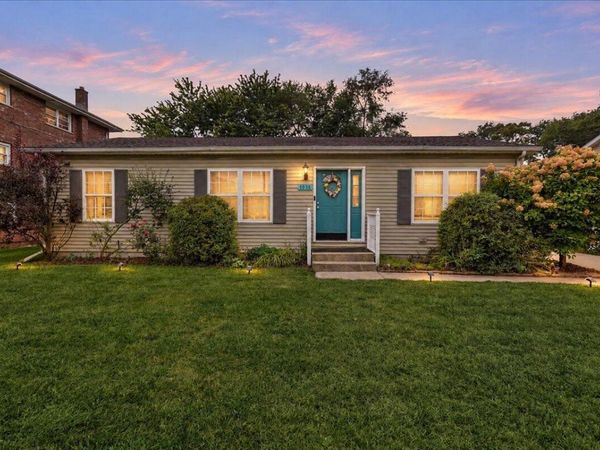 7036 Idaho Avenue, Hammond, IN 46323