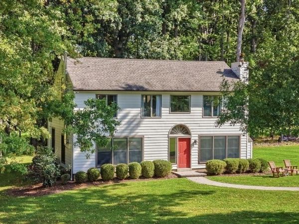 14 Milltown Rd, Kingwood, NJ 08559
