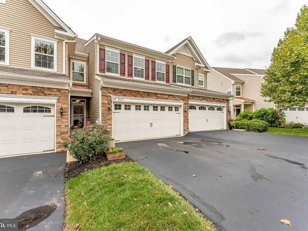 3520 MUIRWOOD DRIVE, NEWTOWN SQUARE, PA 19073