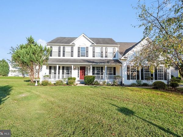 38 HOUSER DRIVE , LOVETTSVILLE, VA 20180