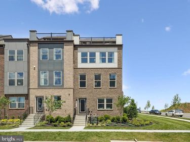 8963 KATHERINE JOHNSON AVENUE , MANASSAS, VA 20109