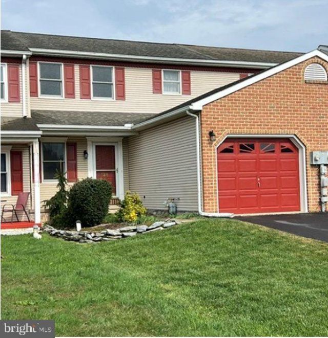 128 PALM LANE, LEBANON, PA 17042