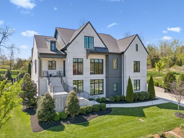 7066 Lanceleaf Dr , College Grove, TN 37046