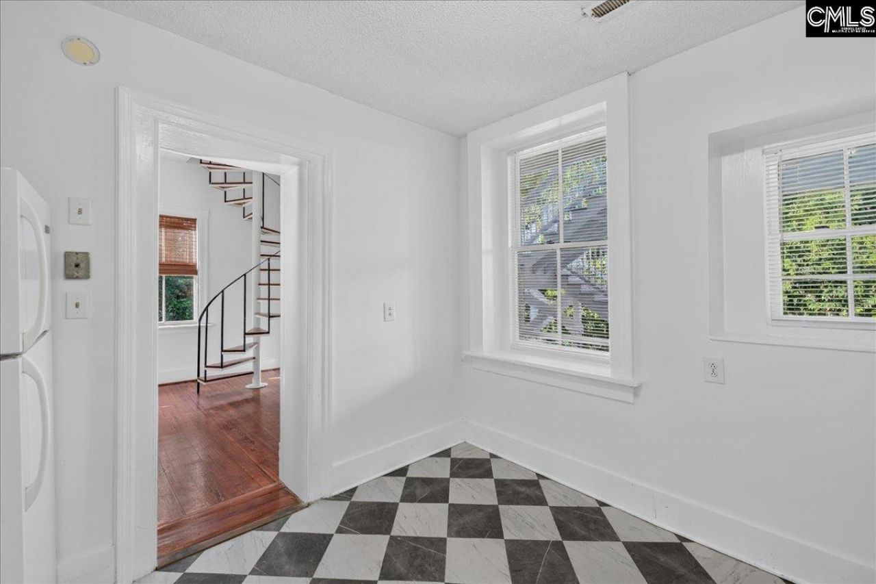 65 Vanderhorst Street  Photo 12
