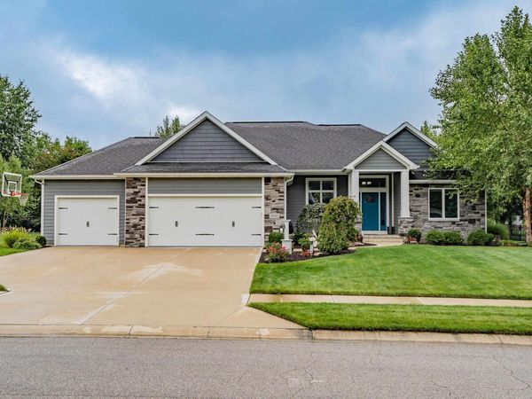 10101 Foxwood Passage, Fort Wayne, IN 46835