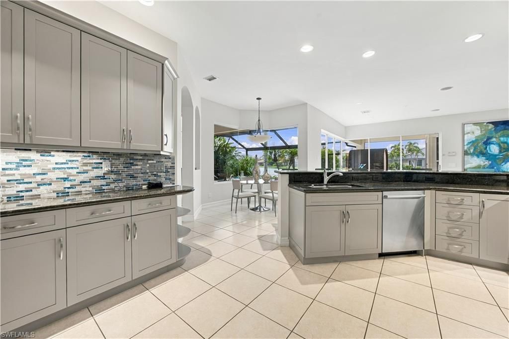 4995 Rustic Oaks Cir, Naples, FL 34105 Photo