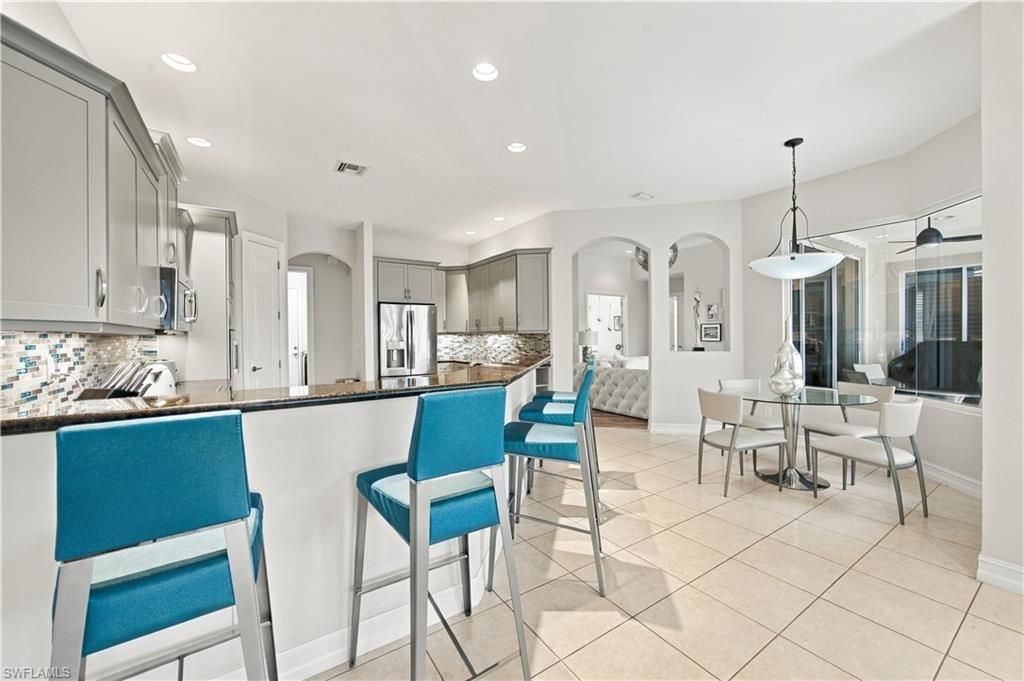 4995 Rustic Oaks Cir, Naples, FL 34105 Photo