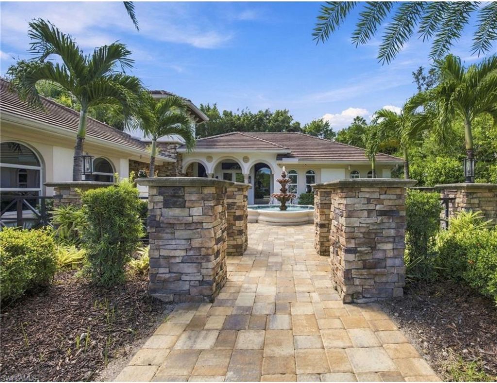 4995 Rustic Oaks Cir, Naples, FL 34105 Photo