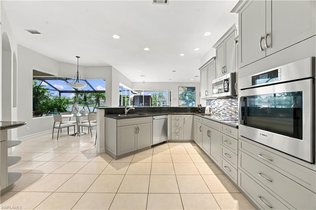 4995 Rustic Oaks Cir, Naples, FL 34105 Photo