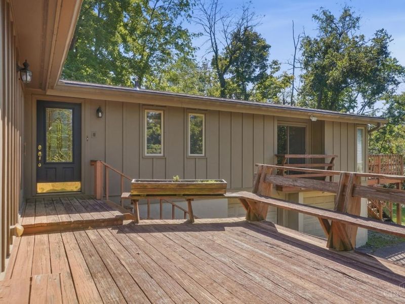 1875 Wolfangel Road, Anderson Township, OH 45255 Photo 8