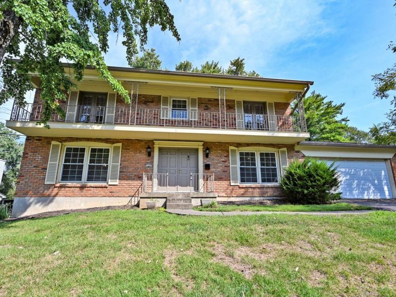 7226 Crinstead Court, Madeira, OH 45243 Photo 3