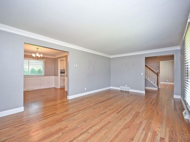 7226 Crinstead Court, Madeira, OH 45243 Photo 9