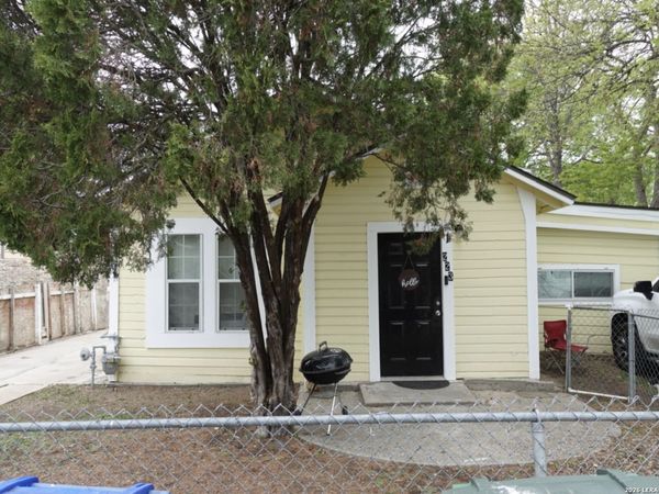 223 BEE ST, San Antonio, TX 78208