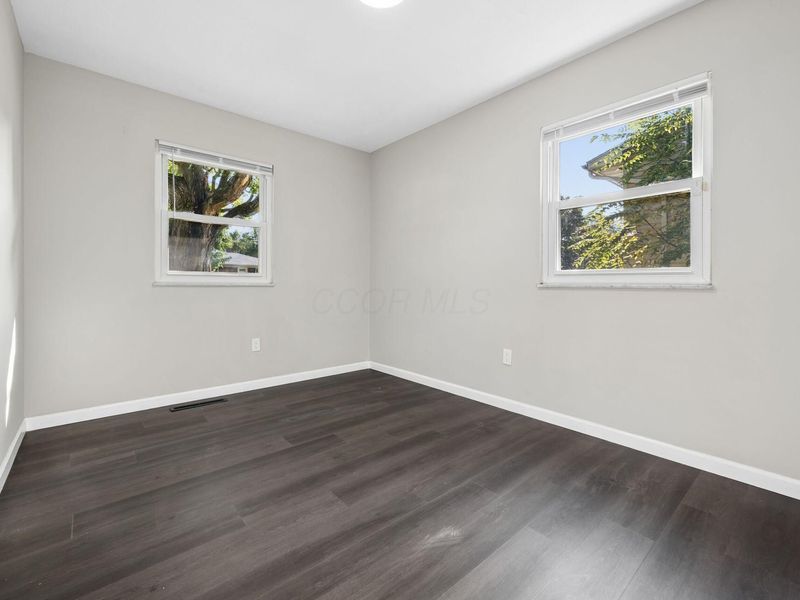 5048 Gunston Drive , Columbus, OH 43232 Photo 16